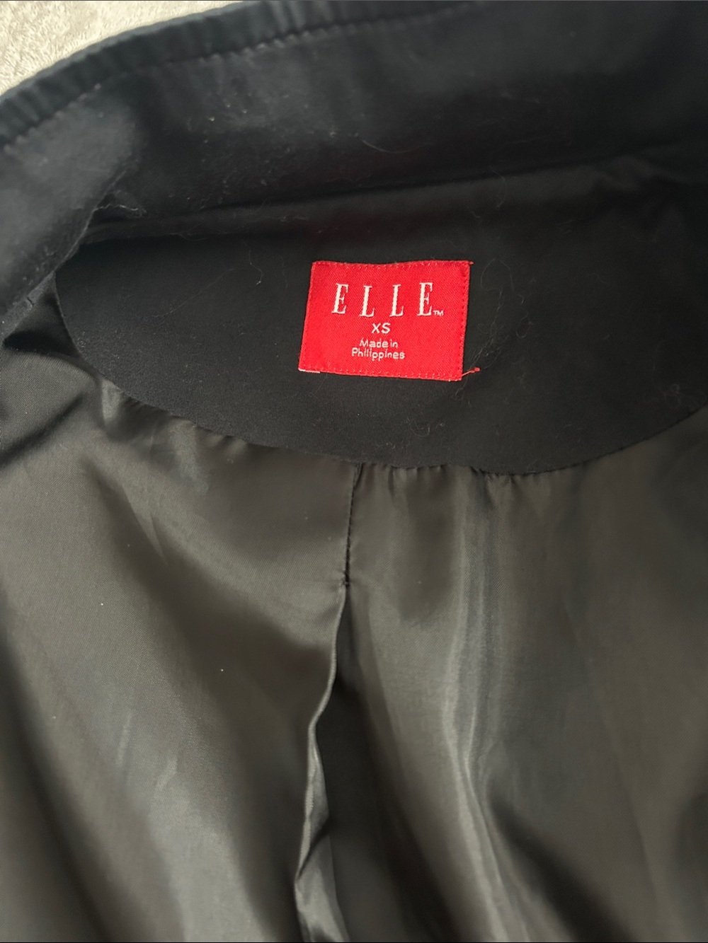 Elle Black Trench Coat with Waist Tie and Zip Front - Picture 8 of 10